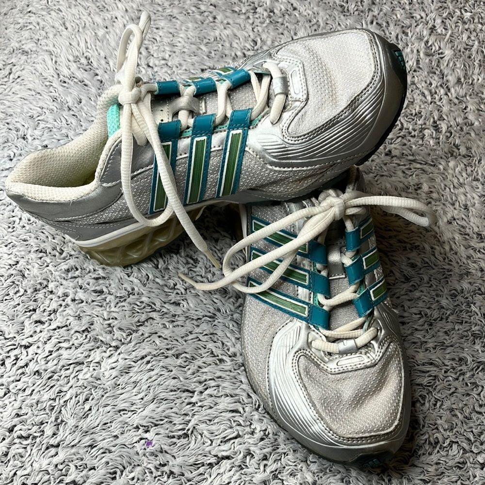 ADIDAS 7 Boost Boston Unisex Shoe